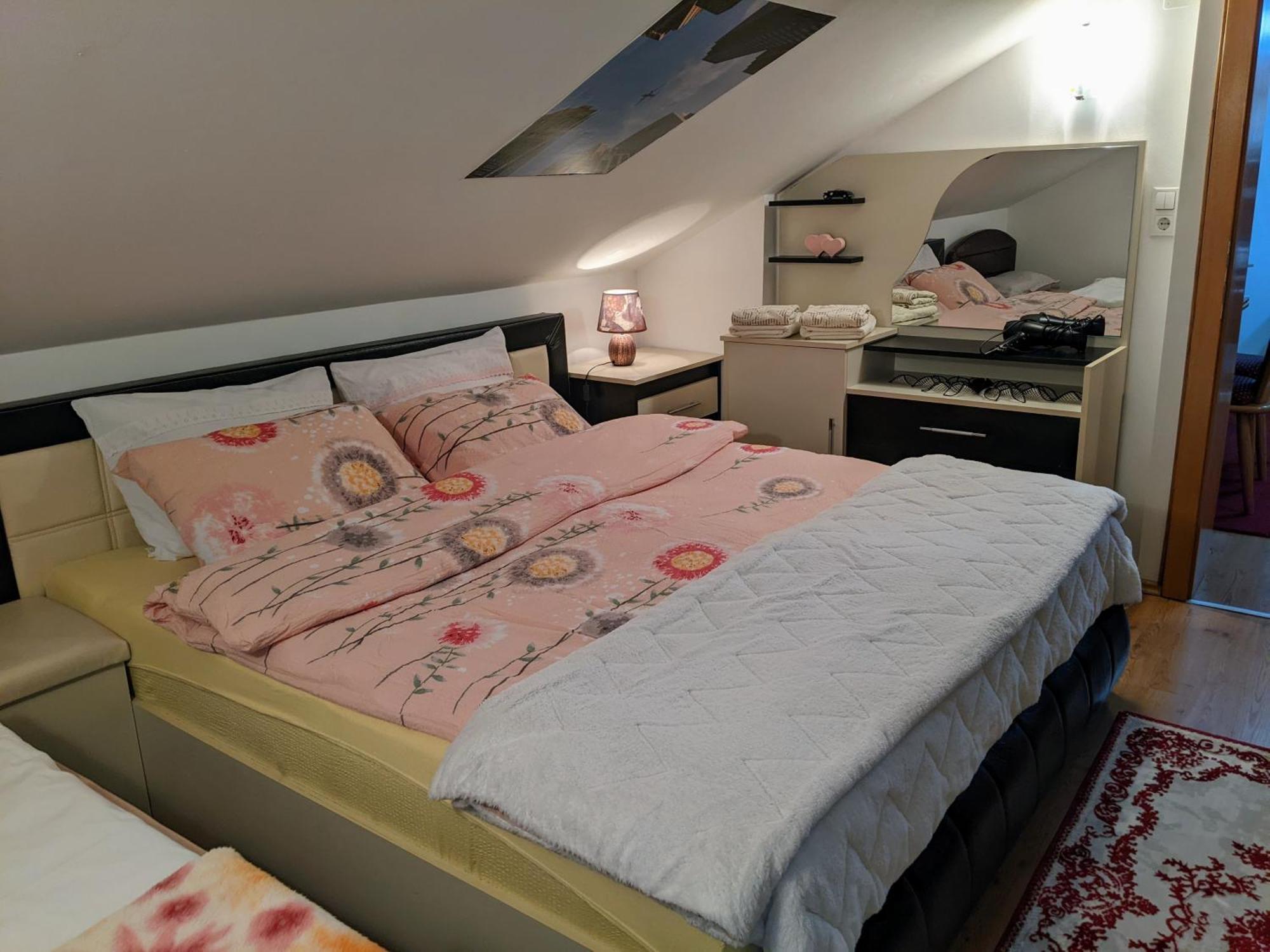 Apartman kod Seke Bihać Kamer foto